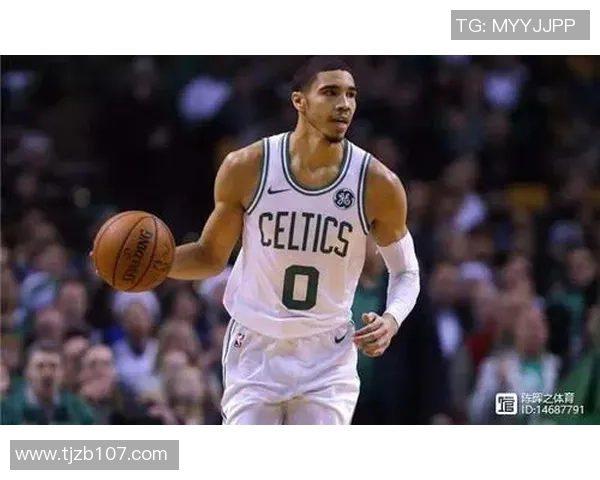 加拿大足球球星介绍与成就分析 助力国家队崭露头角